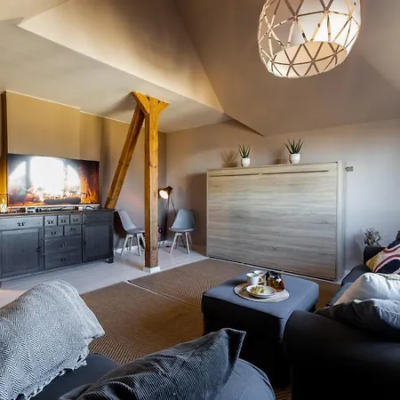 Superapart Centrum Hidden Gem - Ideal For Relaxation & Escapes, Near To Molo Apartment *