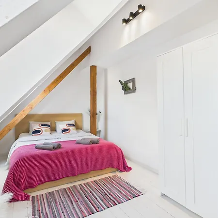 Superapart Centrum Hidden Gem - Ideal For Relaxation & Escapes, Near To Molo Apartment *