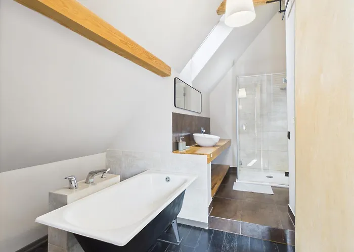 Superapart Centrum Hidden Gem - Ideal For Relaxation & Escapes, Near To Molo *